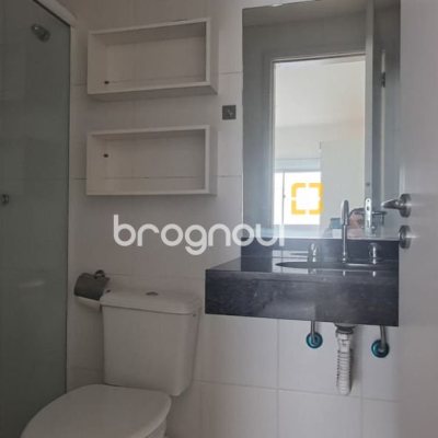 Apartamento com 67m², 2 quartos (sendo 1 suíte), 1 garagem, no bairro Canasvieiras em Florianópolis