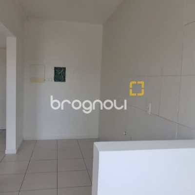 Apartamento com 67m², 2 quartos (sendo 1 suíte), 1 garagem, no bairro Canasvieiras em Florianópolis