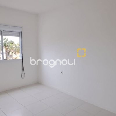 Apartamento com 67m², 2 quartos (sendo 1 suíte), 1 garagem, no bairro Canasvieiras em Florianópolis