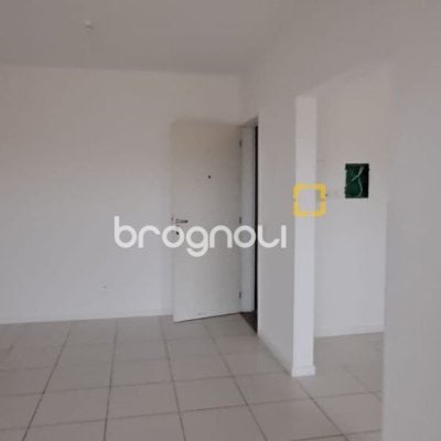 Apartamento com 67m², 2 quartos (sendo 1 suíte), 1 garagem, no bairro Canasvieiras em Florianópolis