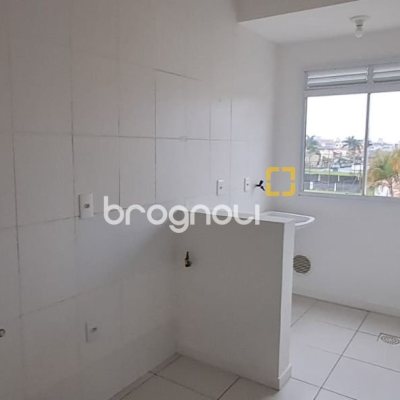 Apartamento com 67m², 2 quartos (sendo 1 suíte), 1 garagem, no bairro Canasvieiras em Florianópolis