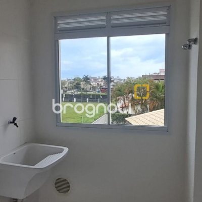 Apartamento com 67m², 2 quartos (sendo 1 suíte), 1 garagem, no bairro Canasvieiras em Florianópolis
