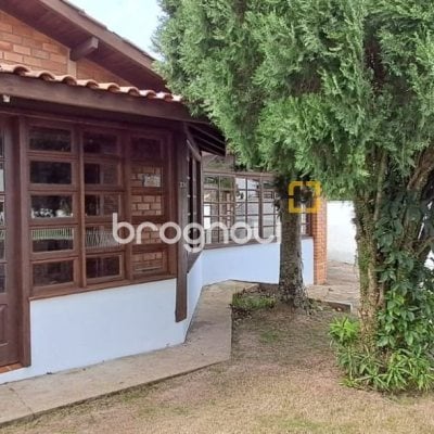 Casa de Condomínio com 200m², 4 quartos (sendo 1 suíte), 3 garagens, no bairro Ingleses em Florianópolis