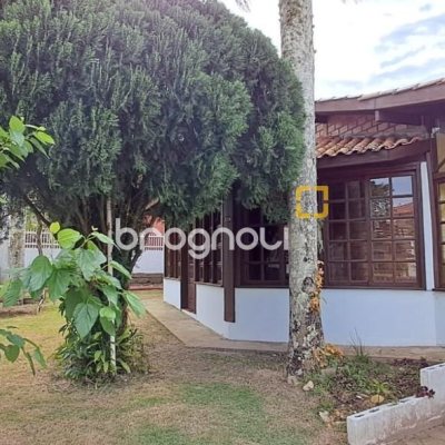 Casa de Condomínio com 200m², 4 quartos (sendo 1 suíte), 3 garagens, no bairro Ingleses em Florianópolis