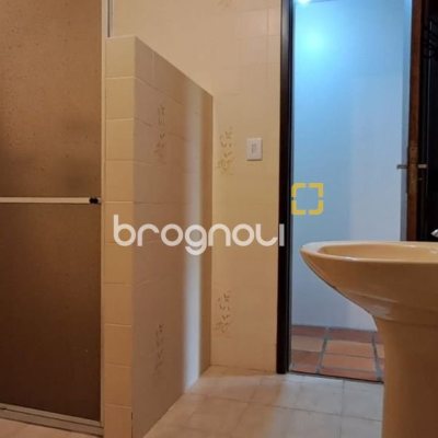 Casa de Condomínio com 200m², 4 quartos (sendo 1 suíte), 3 garagens, no bairro Ingleses em Florianópolis