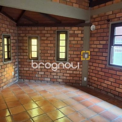 Casa de Condomínio com 200m², 4 quartos (sendo 1 suíte), 3 garagens, no bairro Ingleses em Florianópolis