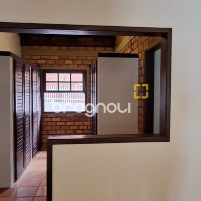 Casa de Condomínio com 200m², 4 quartos (sendo 1 suíte), 3 garagens, no bairro Ingleses em Florianópolis