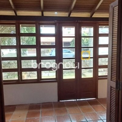 Casa de Condomínio com 200m², 4 quartos (sendo 1 suíte), 3 garagens, no bairro Ingleses em Florianópolis