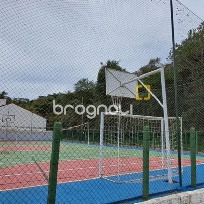 Casa de Condomínio com 200m², 4 quartos (sendo 1 suíte), 3 garagens, no bairro Ingleses em Florianópolis