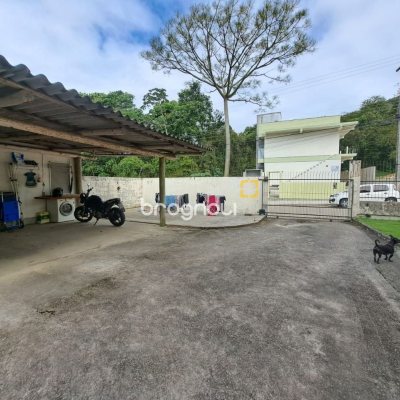Apartamento com 65m², 3 quartos, 1 garagem, no bairro Ipiranga em São José