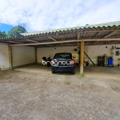 Apartamento com 65m², 3 quartos, 1 garagem, no bairro Ipiranga em São José