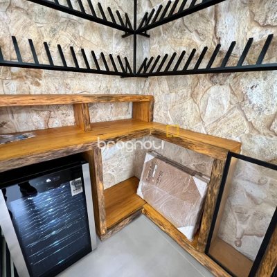 Casa de Condomínio com 404m², 4 quartos (sendo 4 suítes), 2 garagens, no bairro Ingleses em Florianópolis