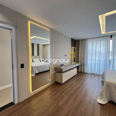 Casa de Condomínio com 404m², 4 quartos (sendo 4 suítes), 2 garagens, no bairro Ingleses em Florianópolis