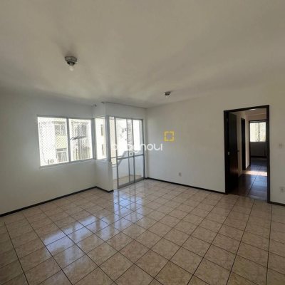 Apartamento com 91m², 3 quartos (sendo 1 suíte), 1 garagem, no bairro Carvoeira em Florianópolis