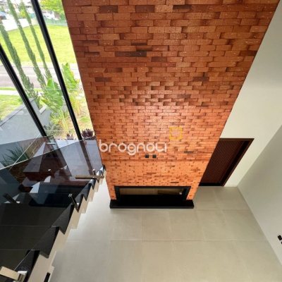 Casa de Condomínio com 272m², 3 quartos (sendo 3 suítes), 2 garagens, no bairro Rio Vermelho em Florianópolis