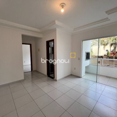 Apartamento com 58m², 2 quartos (sendo 1 suíte), 1 garagem, no bairro Ingleses em Florianópolis