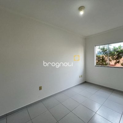 Apartamento com 58m², 2 quartos (sendo 1 suíte), 1 garagem, no bairro Ingleses em Florianópolis