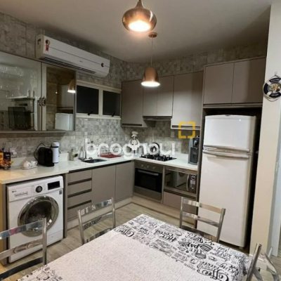 Apartamento com 66m², 2 quartos (sendo 1 suíte), 1 garagem, no bairro Canasvieiras em Florianópolis