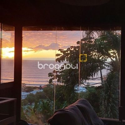 Casa com 180m², 3 quartos, no bairro Campeche em Florianópolis