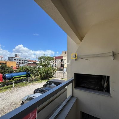 Apartamento com 45m², 1 quarto, 1 garagem, no bairro Canasvieiras em Florianópolis