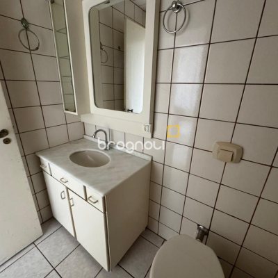 Apartamento com 45m², 1 quarto, 1 garagem, no bairro Canasvieiras em Florianópolis