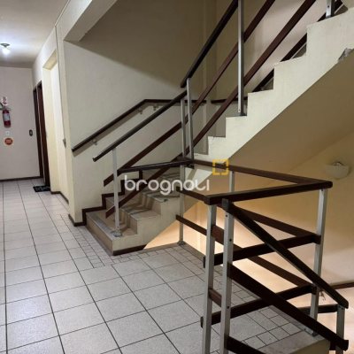Apartamento com 45m², 1 quarto, 1 garagem, no bairro Canasvieiras em Florianópolis