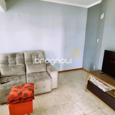 Casa com 207m², 3 quartos (sendo 1 suíte), 2 garagens, no bairro Roçado em São José
