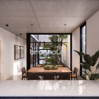 Casa de Condomínio com 183m², 3 quartos (sendo 3 suítes), 2 garagens, no bairro Ingleses em Florianópolis