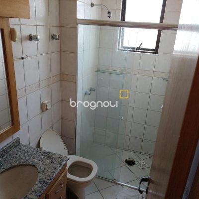 Apartamento com 76m², 2 quartos (sendo 1 suíte), 1 garagem, no bairro Centro em Florianópolis