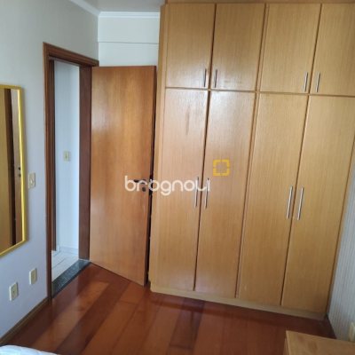 Apartamento com 76m², 2 quartos (sendo 1 suíte), 1 garagem, no bairro Centro em Florianópolis