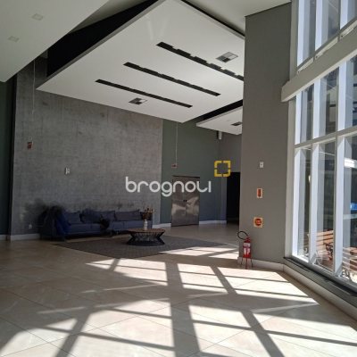 Sala com 25m², 1 garagem, no bairro Estreito em Florianópolis