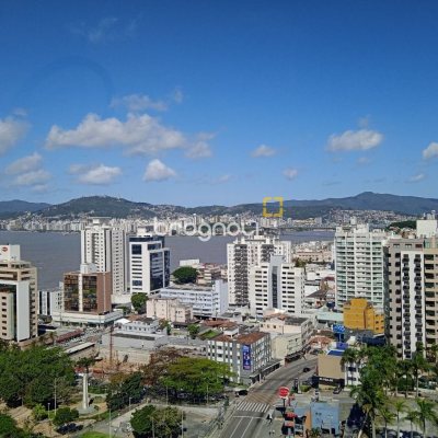 Sala com 25m², 1 garagem, no bairro Estreito em Florianópolis