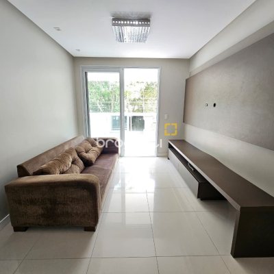 Apartamento com 95m², 3 quartos (sendo 1 suíte), 2 garagens, no bairro Jurerê em Florianópolis