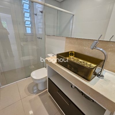 Apartamento com 95m², 3 quartos (sendo 1 suíte), 2 garagens, no bairro Jurerê em Florianópolis