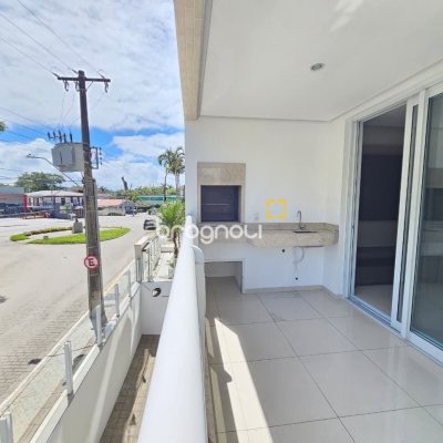 Apartamento com 95m², 3 quartos (sendo 1 suíte), 2 garagens, no bairro Jurerê em Florianópolis