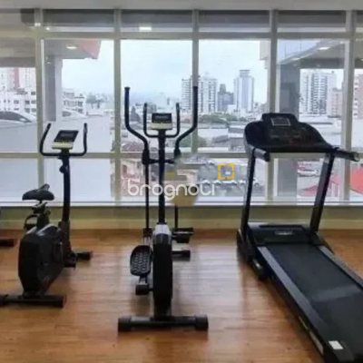 Sala com 24m², 1 garagem, no bairro Estreito em Florianópolis