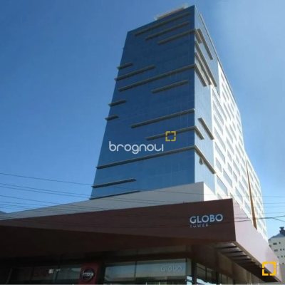 Sala com 24m², 1 garagem, no bairro Estreito em Florianópolis