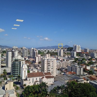 Sala com 25m², 1 garagem, no bairro Estreito em Florianópolis