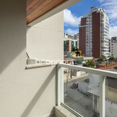 Apartamento com 65m², 2 quartos (sendo 1 suíte), 1 garagem, no bairro Agronômica em Florianópolis