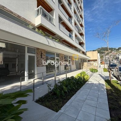 Apartamento com 65m², 2 quartos (sendo 1 suíte), 1 garagem, no bairro Agronômica em Florianópolis