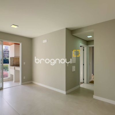 Apartamento com 65m², 2 quartos (sendo 1 suíte), 1 garagem, no bairro Agronômica em Florianópolis