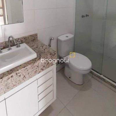 Apartamento com 79m², 2 quartos (sendo 1 suíte), 1 garagem, no bairro Campeche em Florianópolis