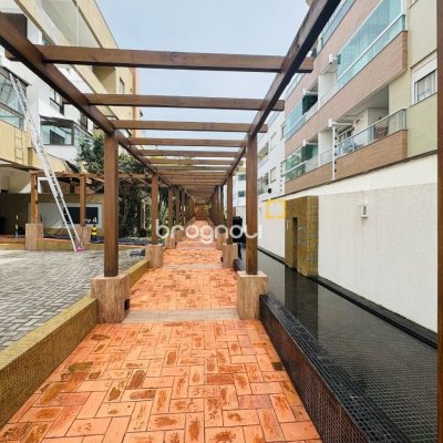 Apartamento com 79m², 2 quartos (sendo 1 suíte), 1 garagem, no bairro Campeche em Florianópolis