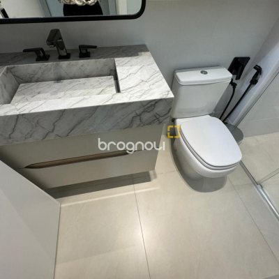 Cobertura com 166m², 3 quartos (sendo 1 suíte), 2 garagens, no bairro Jurerê em Florianópolis