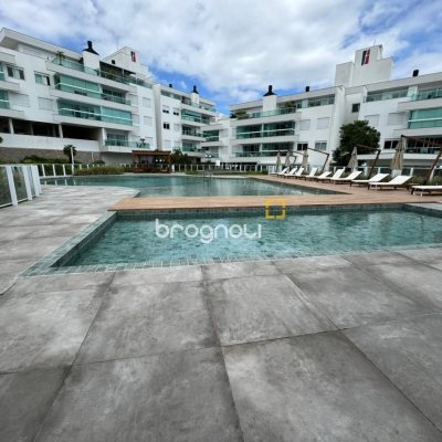 Cobertura com 166m², 3 quartos (sendo 1 suíte), 2 garagens, no bairro Jurerê em Florianópolis