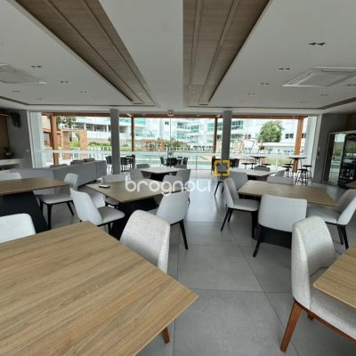 Cobertura com 166m², 3 quartos (sendo 1 suíte), 2 garagens, no bairro Jurerê em Florianópolis
