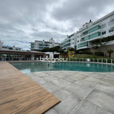 Cobertura com 166m², 3 quartos (sendo 1 suíte), 2 garagens, no bairro Jurerê em Florianópolis