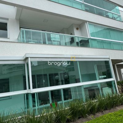 Cobertura com 166m², 3 quartos (sendo 1 suíte), 2 garagens, no bairro Jurerê em Florianópolis