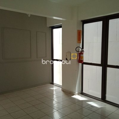 Sala com 57m², no bairro Centro em Florianópolis