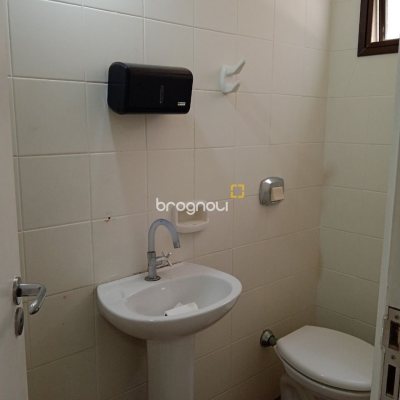 Sala com 57m², no bairro Centro em Florianópolis